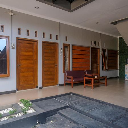 Al Abror Homestay Mandala Krida Mitra Reddoorz Yogyakarta Eksteriør bilde