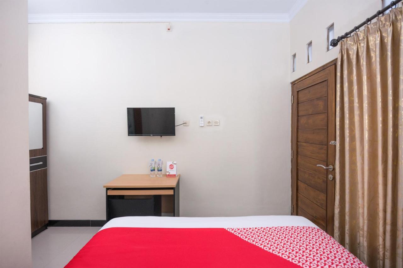 Al Abror Homestay Mandala Krida Mitra Reddoorz Yogyakarta Eksteriør bilde