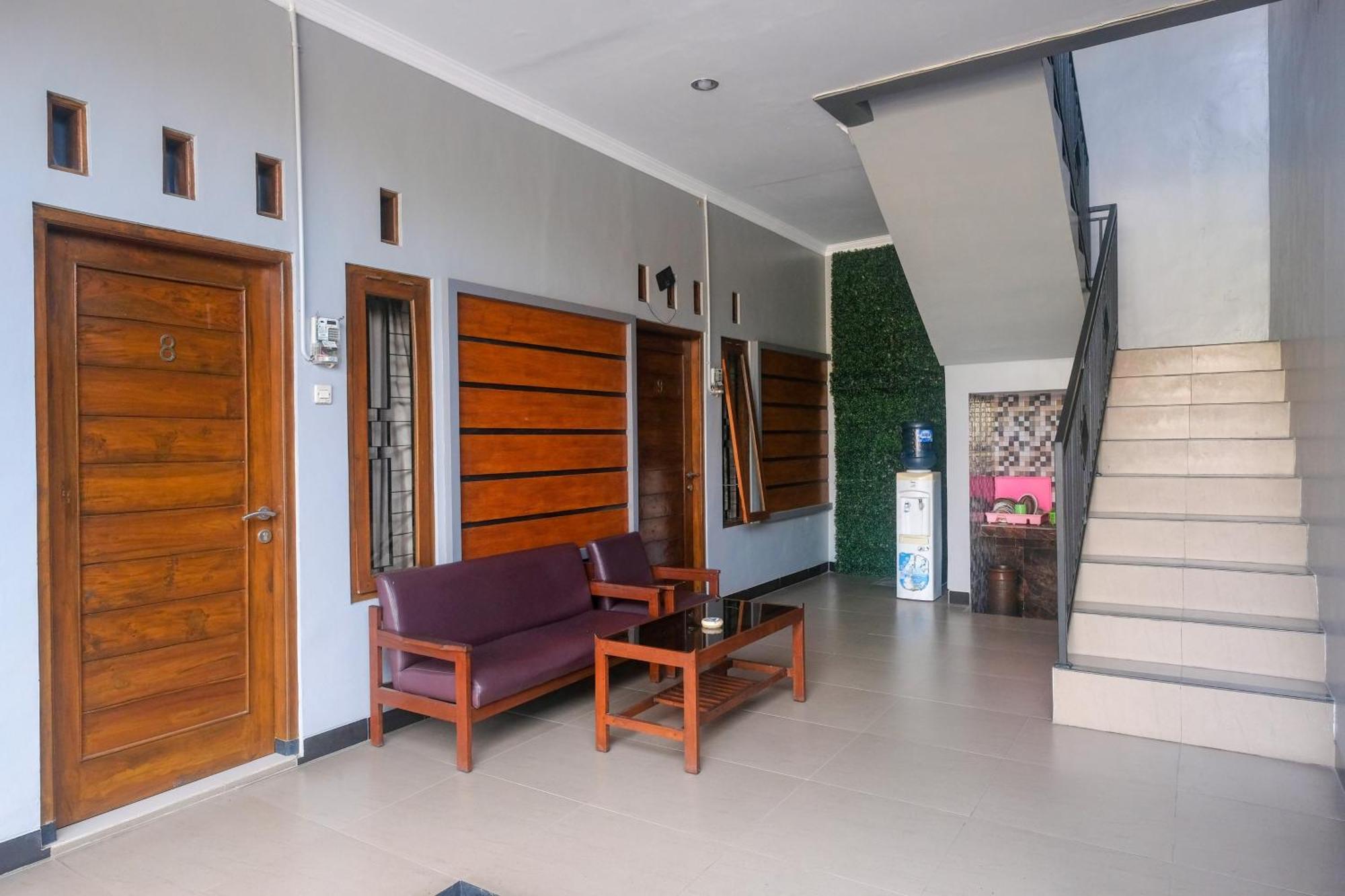 Al Abror Homestay Mandala Krida Mitra Reddoorz Yogyakarta Eksteriør bilde