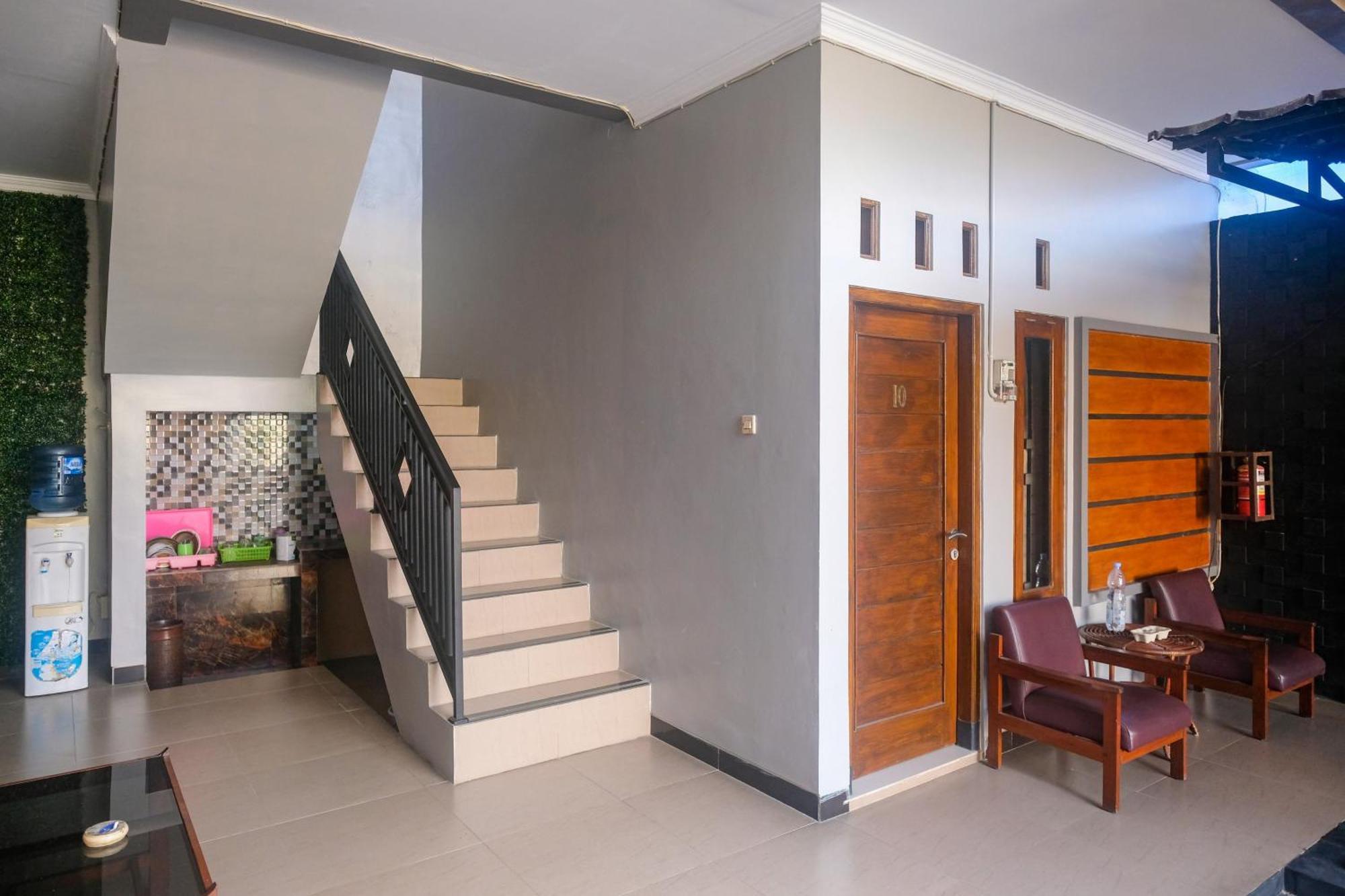 Al Abror Homestay Mandala Krida Mitra Reddoorz Yogyakarta Eksteriør bilde