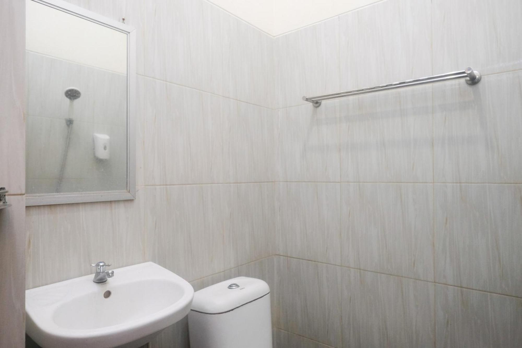 Al Abror Homestay Mandala Krida Mitra Reddoorz Yogyakarta Eksteriør bilde